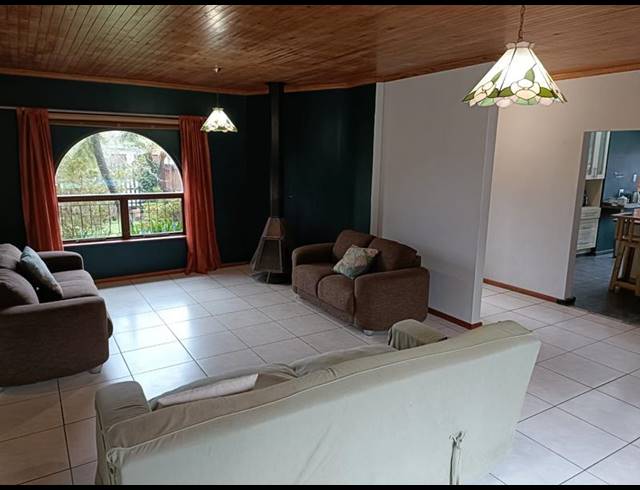 5 BEDROOM HOUSE FOR SALE IN GLENBARRIE